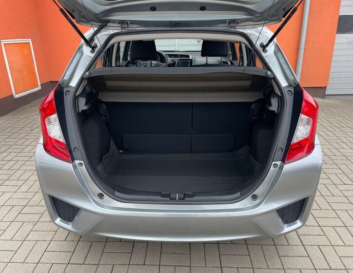 Honda Jazz Hatchback 1,3 l 75 kw