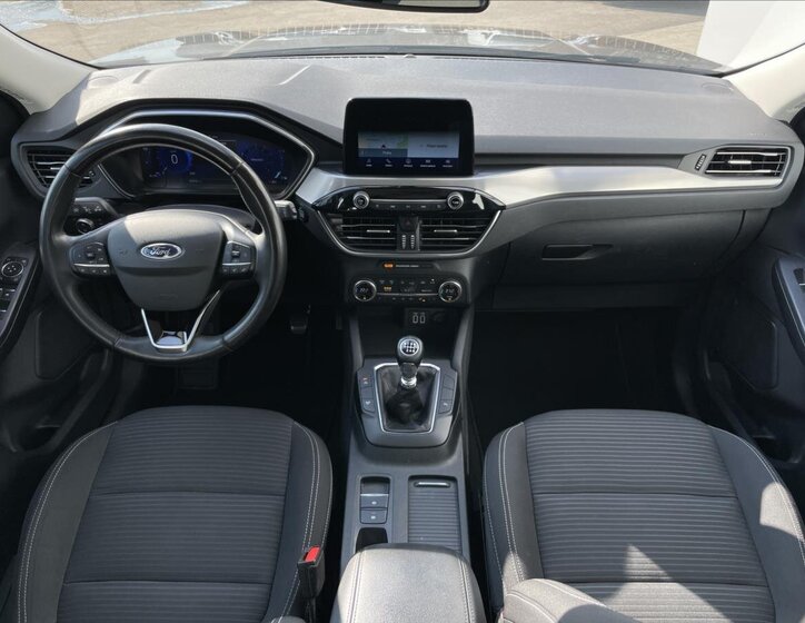 Ford Kuga SUV / Terénní 1,5 l 110 kw