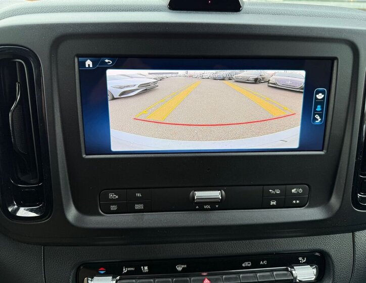 Mercedes-Benz Vito Skříň 2,0 l 140 kw