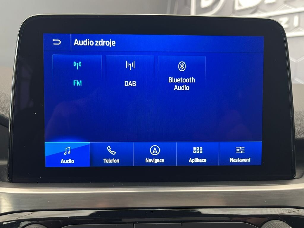 Ford Kuga SUV / Terénní 2,5 l 140 kw