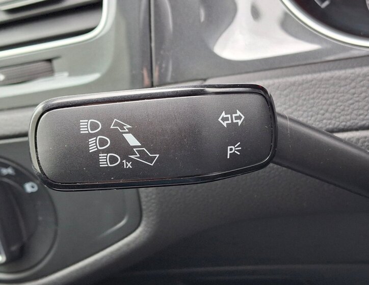 Volkswagen Golf Hatchback 1,5 l 96 kw