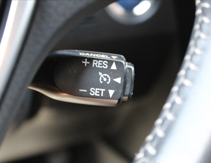 Toyota Auris Hatchback 1,8 l 73 kw