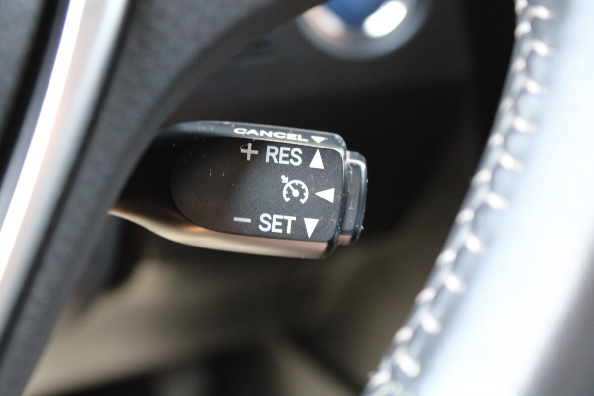 Toyota Auris Hatchback 1,8 l 73 kw