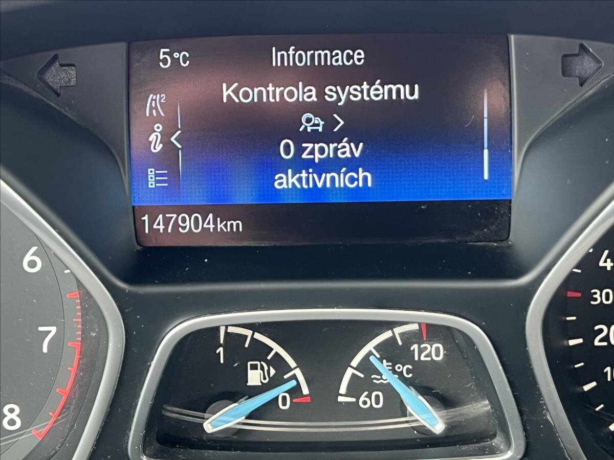 Ford Focus Kombi 999,0 92 kw