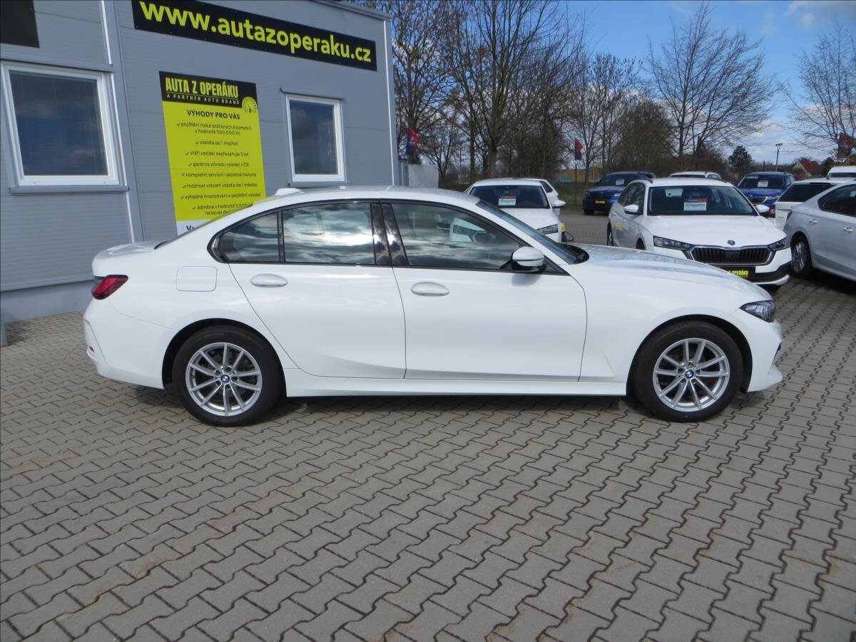 BMW Řada 3 Sedan / Limuzína 2,0 l 115 kw