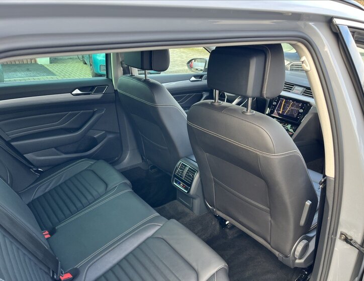 Volkswagen Passat 23