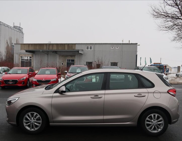 Hyundai i30 Hatchback 998,0 88 kw