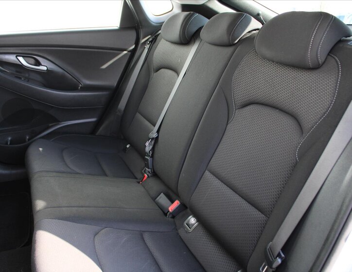 Hyundai i30 Hatchback 998,0 88 kw