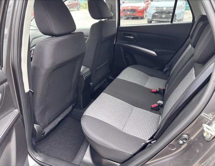 Suzuki S-Cross SUV / Terénní 1,4 l 81 kw