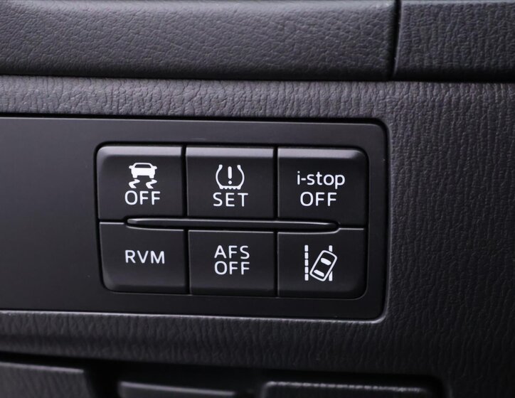 Mazda 6 Sedan / Limuzína 2,5 l 141 kw