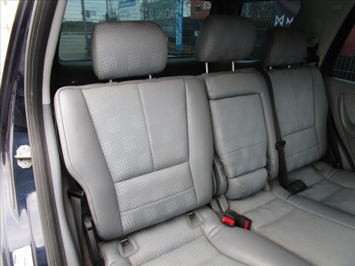 Mercedes-Benz Třídy M Kombi 2,7 l 120 kw