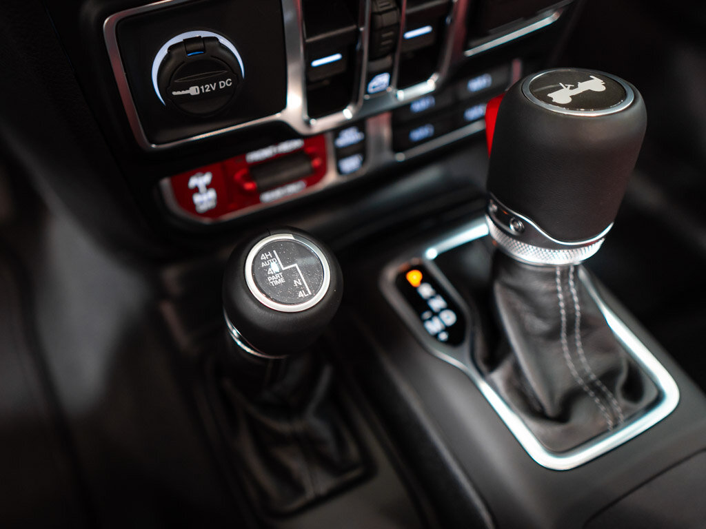 Jeep Wrangler Ostatní 6,4 l 350 kw