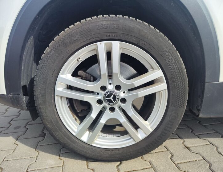 Mercedes-Benz GLB SUV / Terénní 2,0 l 110 kw