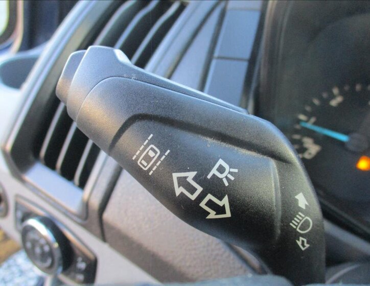 Ford Transit Valník 2,0 l 125 kw