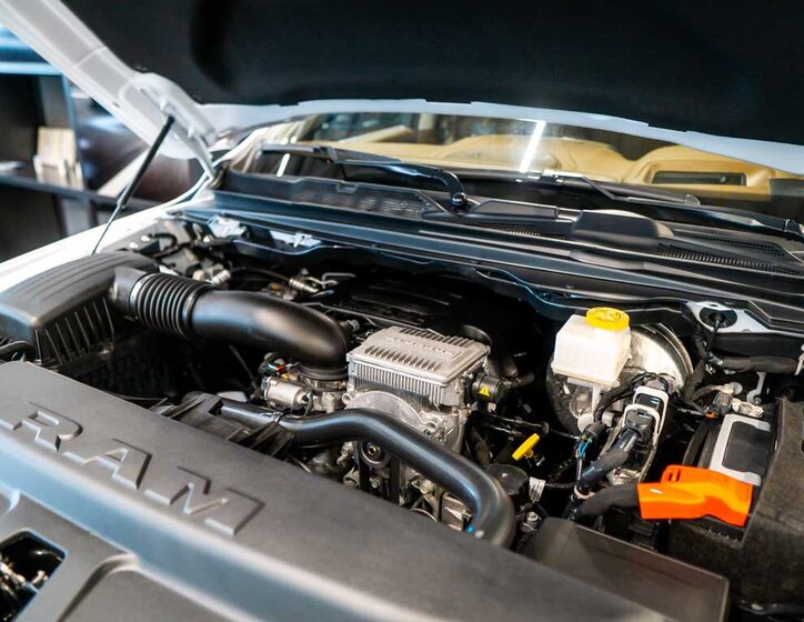 Dodge RAM Pick-up 5,7 l 291 kw