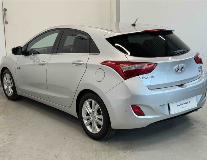Hyundai i30 Hatchback 1,6 l 99 kw
