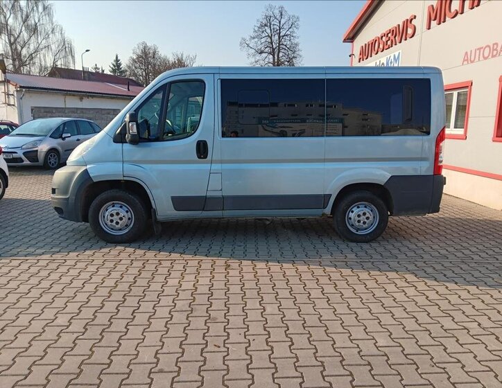 Citroën Jumper Kombi 2,2 l 81 kw