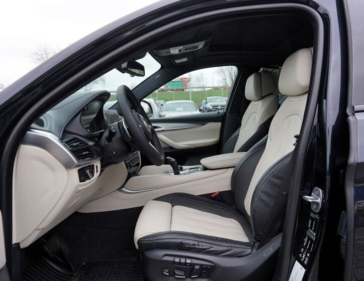 BMW X6 SUV / Terénní 3,0 l 280 kw