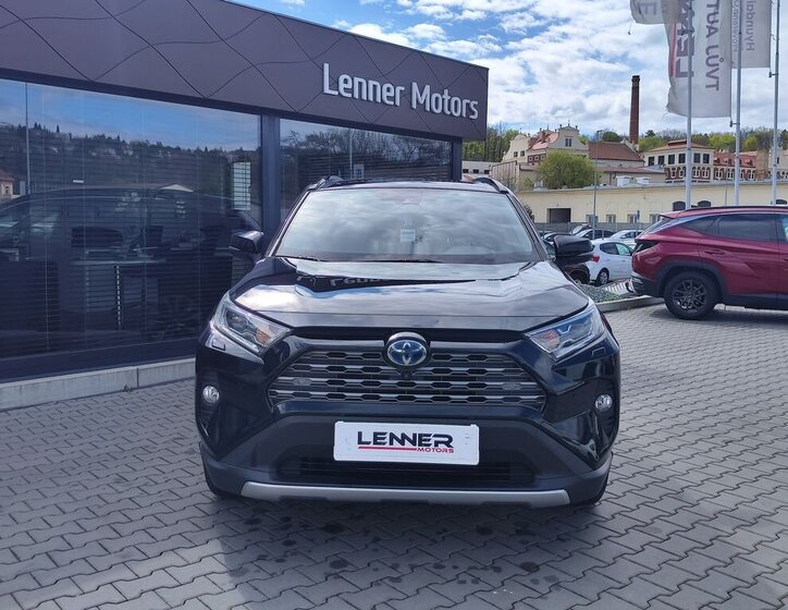 Toyota RAV4 SUV / Terénní 2,5 l 163 kw
