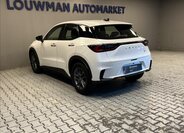 Lexus LBX SUV / Terénní 1,5 l 100 kw