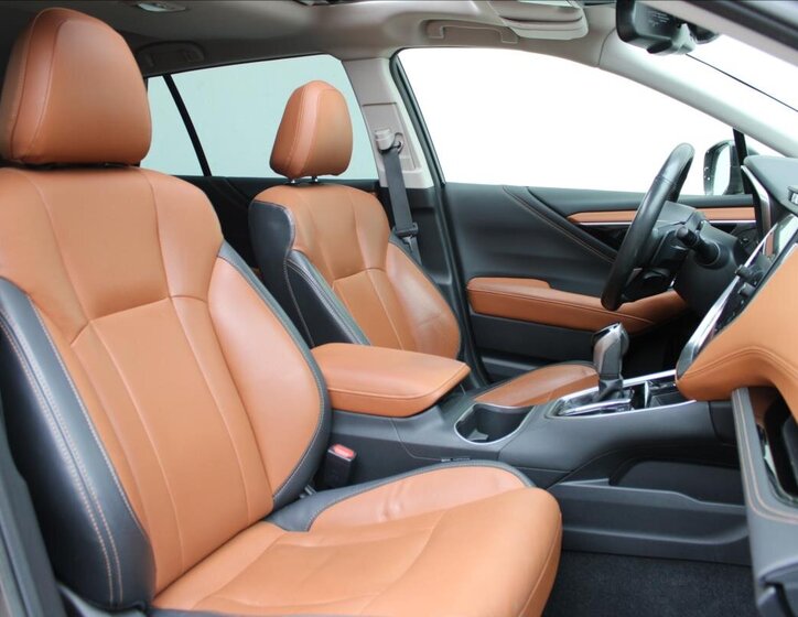 Subaru Outback Kombi 2,5 l 124 kw