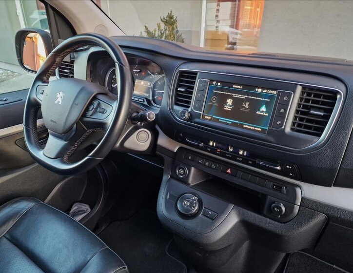 Peugeot Traveller MPV 2,0 l 130 kw