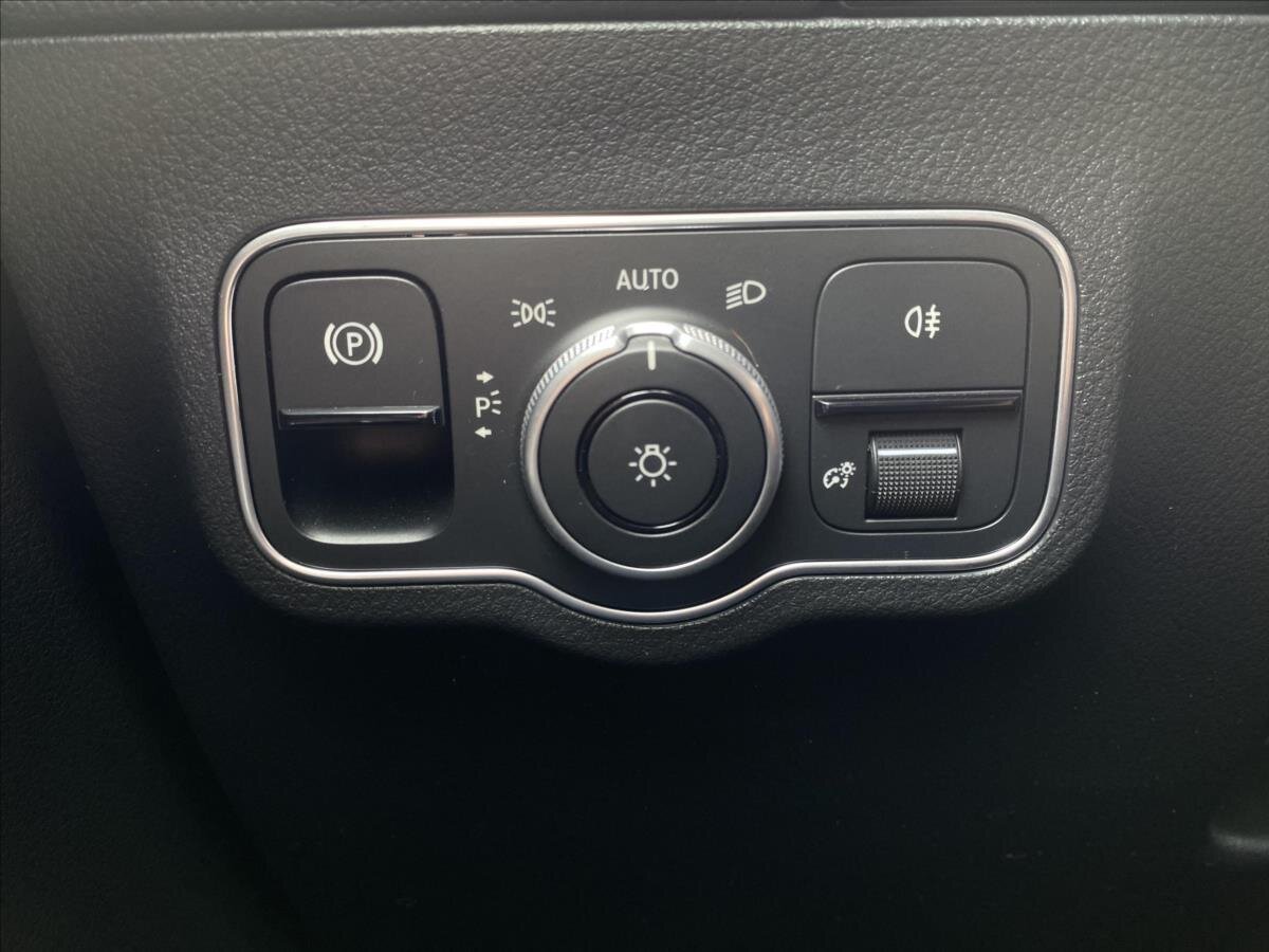 Mercedes-Benz Třídy B MPV 2,0 l 85 kw