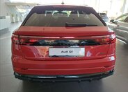 Audi Q8 SUV / Terénní 3,0 l 210 kw