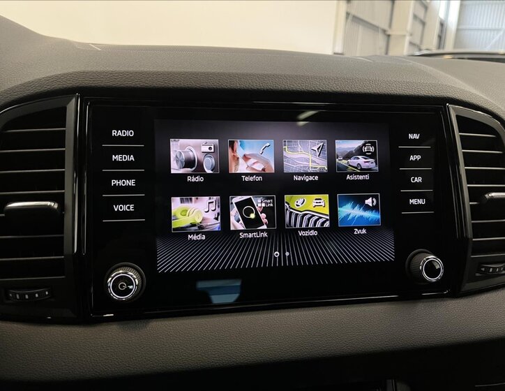 Škoda Karoq SUV / Terénní 1,5 l 110 kw