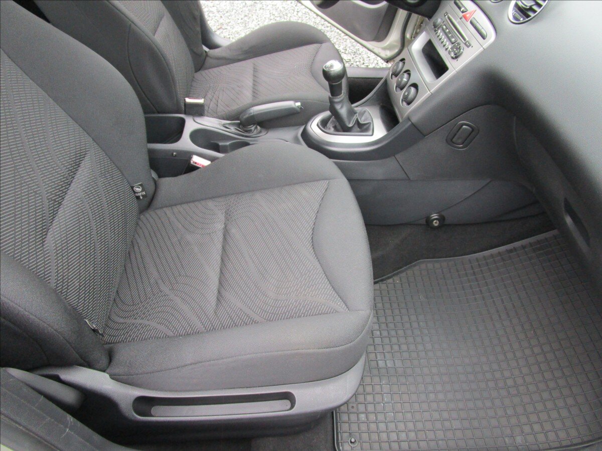 Peugeot 308 Hatchback 1,6 l 66 kw