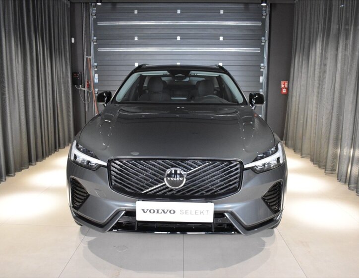 Volvo XC60 SUV / Terénní 2,0 l 184 kw