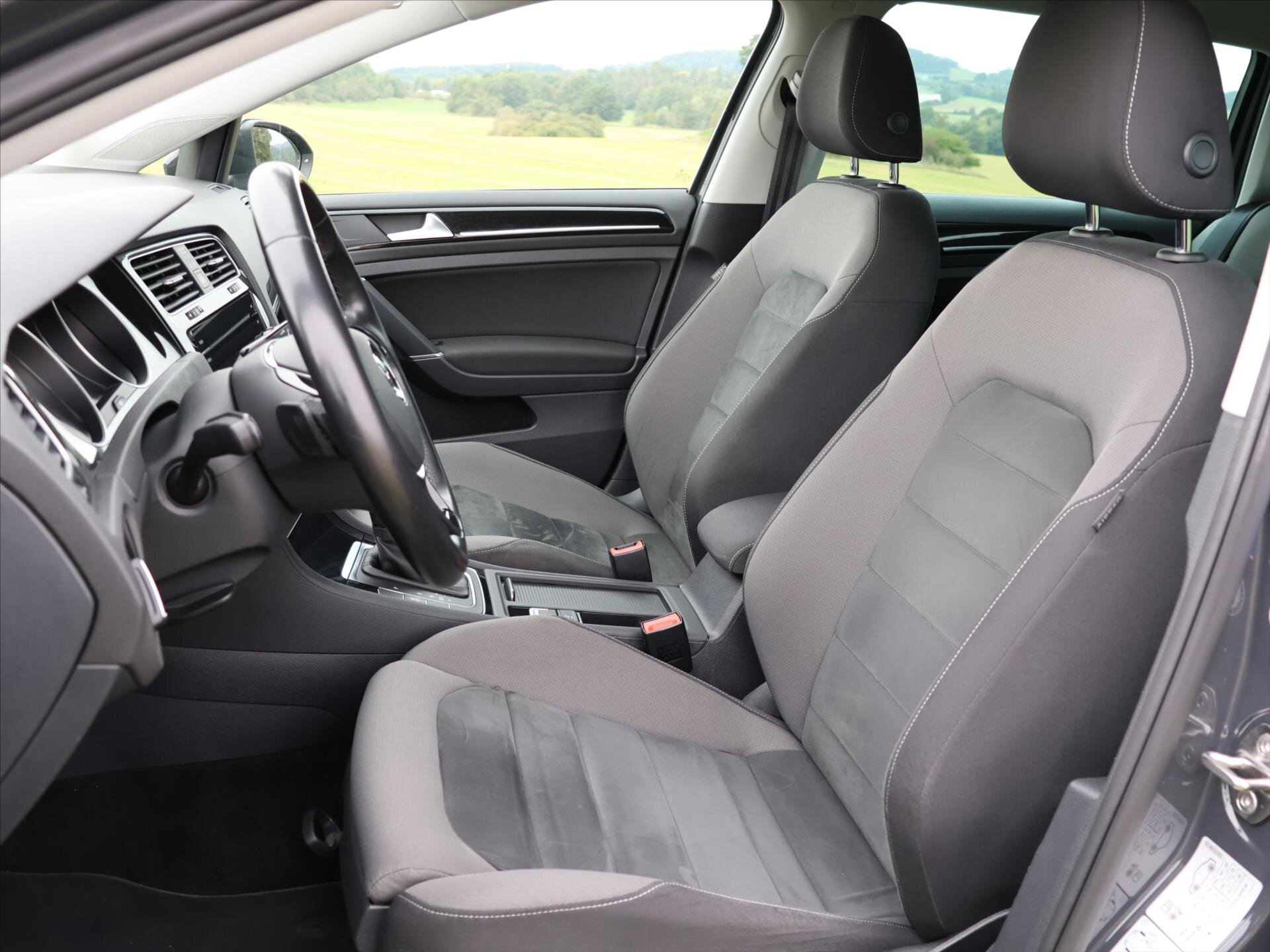 Volkswagen Golf Kombi 1,5 l 110 kw