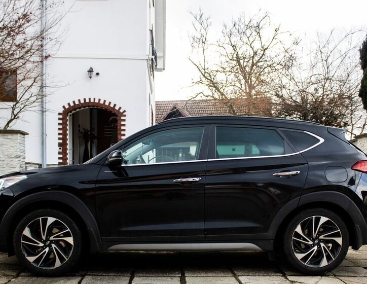 Hyundai Tucson SUV 2,0 l 136 kw