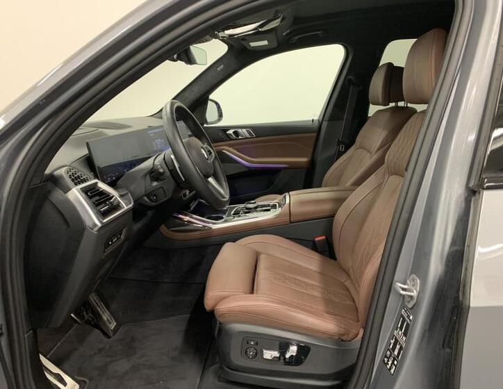 BMW X7 5