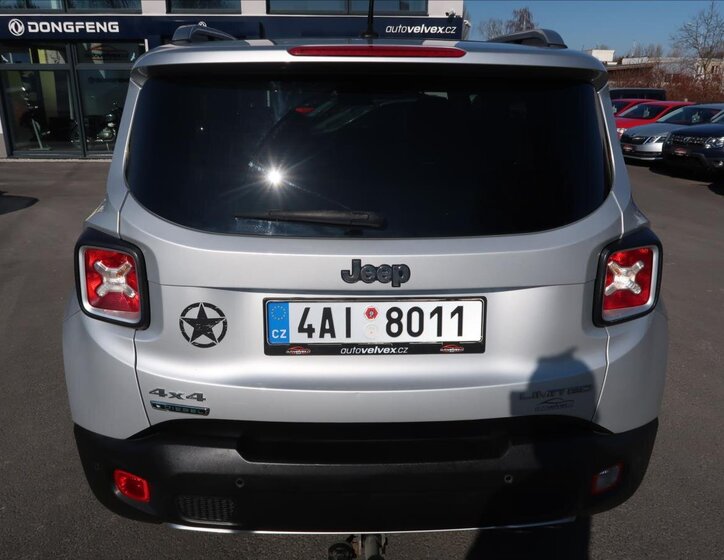 Jeep Renegade SUV 2,0 l 103 kw