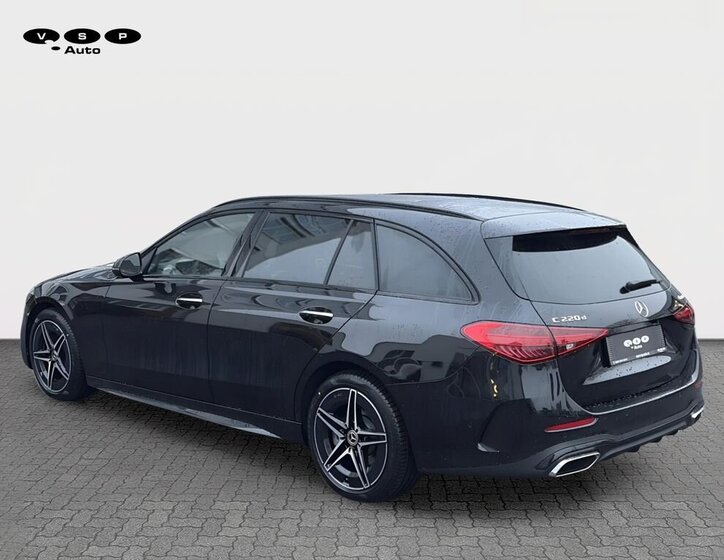 Mercedes-Benz Třídy C Kombi 2,0 l 157 kw