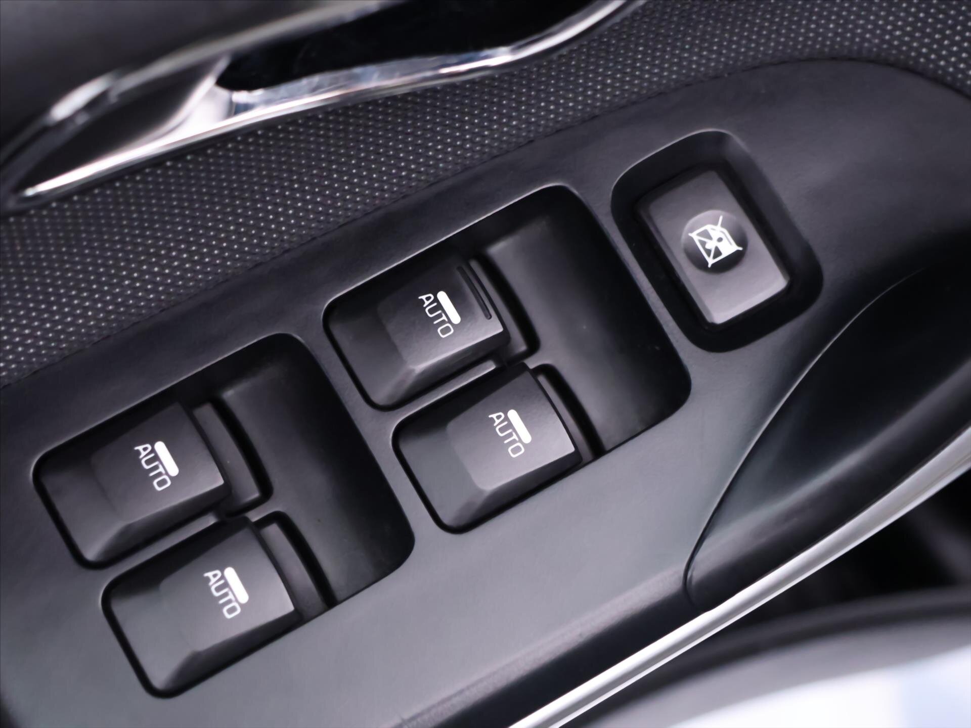 KIA Ceed Hatchback 1,6 l 99 kw