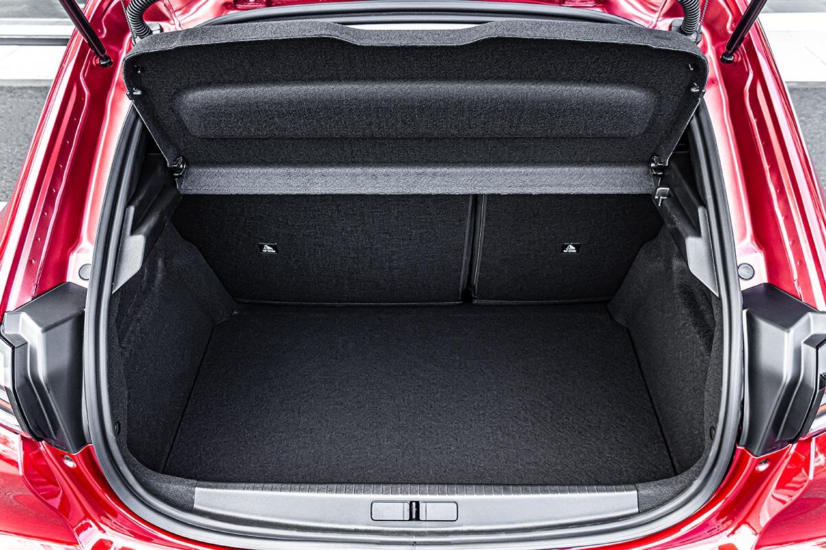 Peugeot 208 Hatchback 1,2 l 74 kw