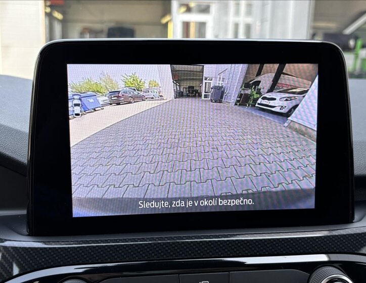 Ford Kuga SUV 2,0 l 88 kw