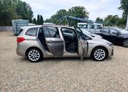 BMW Řada 2 18