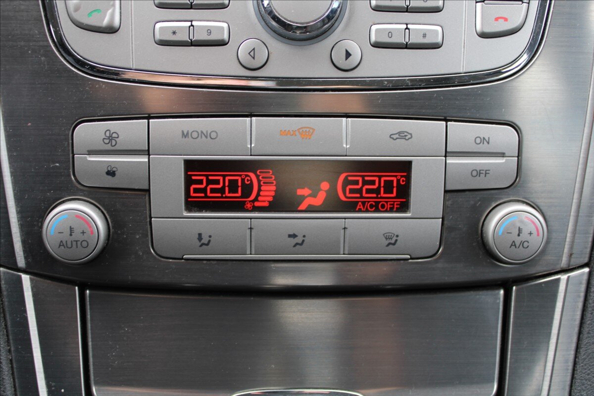 Ford Mondeo Liftback 2,0 l 103 kw