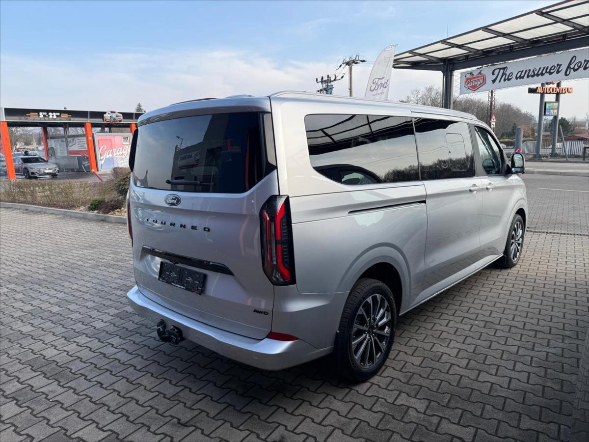 Ford Tourneo Custom Kombi 2,0 l 125 kw
