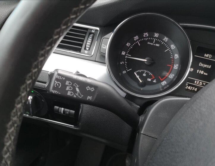 Škoda Superb Sedan / Limuzína 2,0 l 147 kw