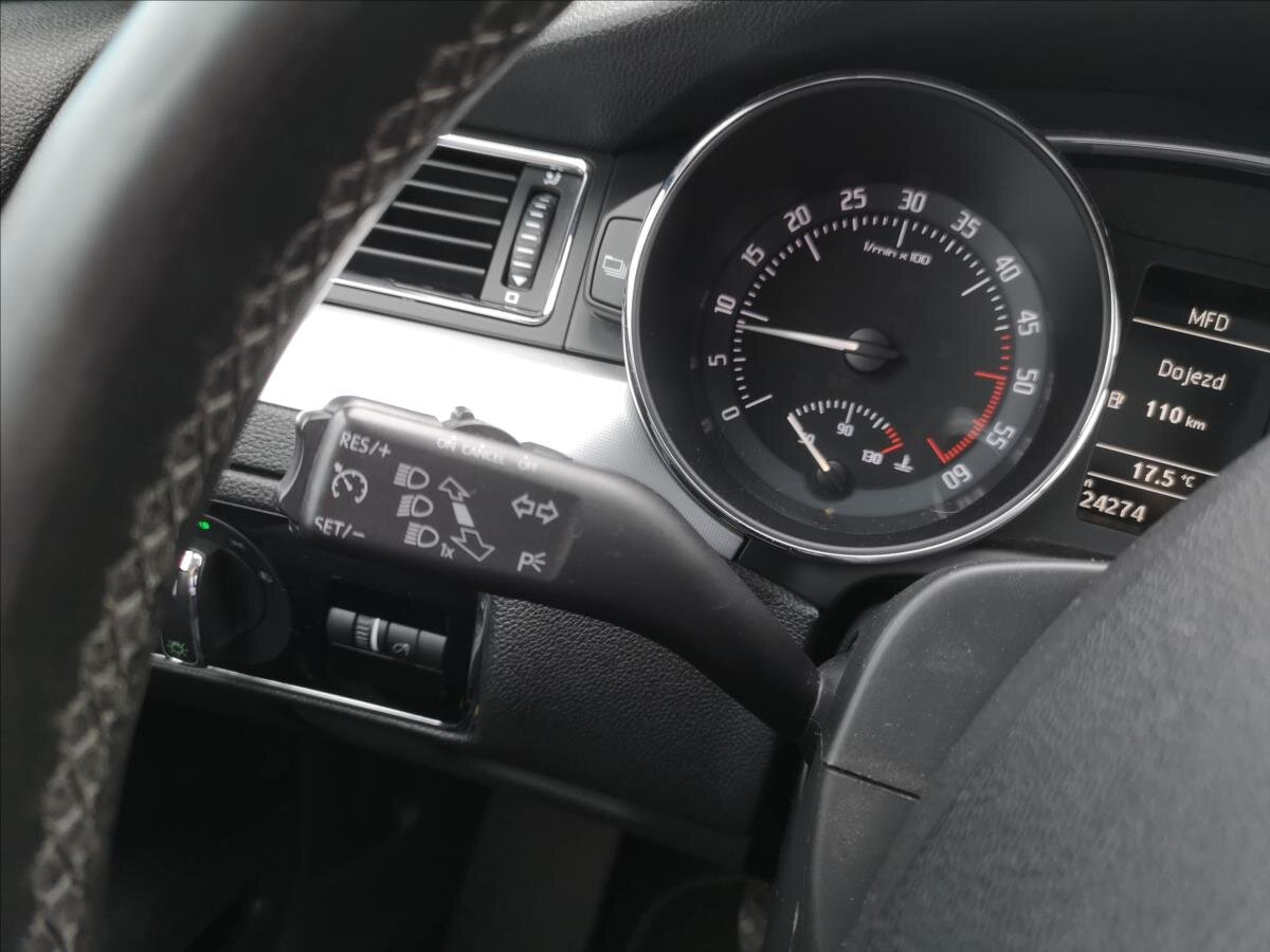 Škoda Superb Sedan / Limuzína 2,0 l 147 kw