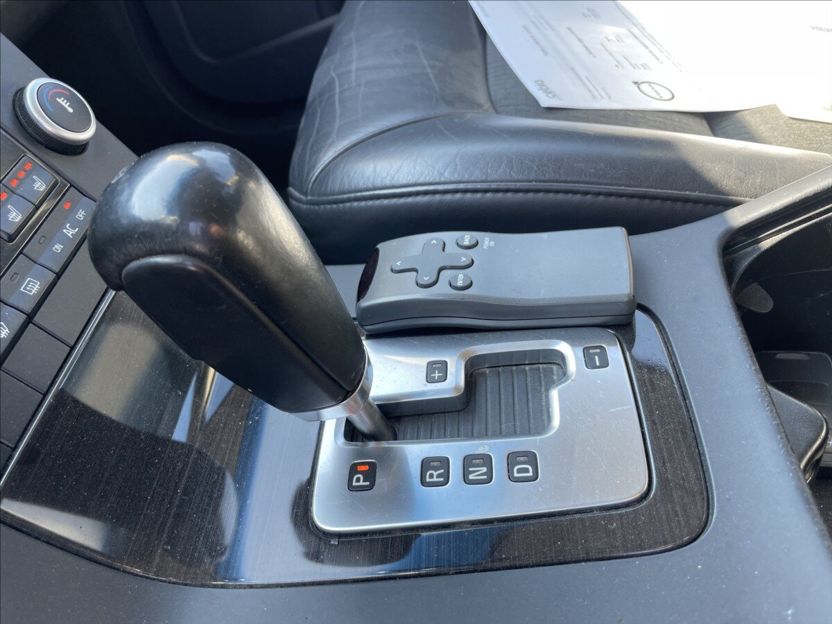 Volvo V70 Kombi 2,4 l 136 kw