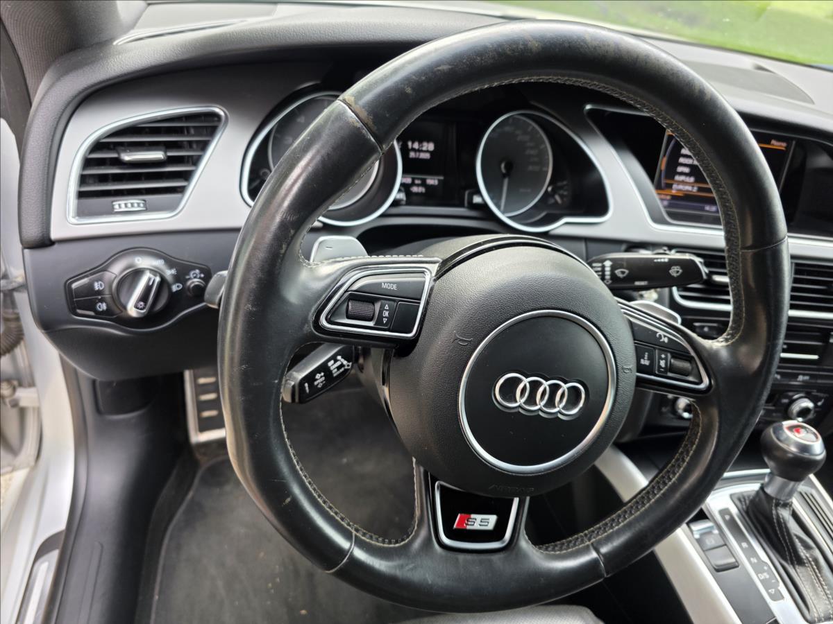 Audi S5