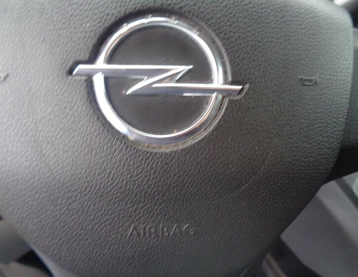 Opel Vivaro Ostatní 1,5 l 75 kw