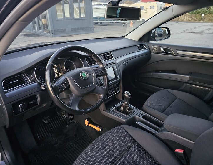 Škoda Superb Kombi 1,4 l 92 kw