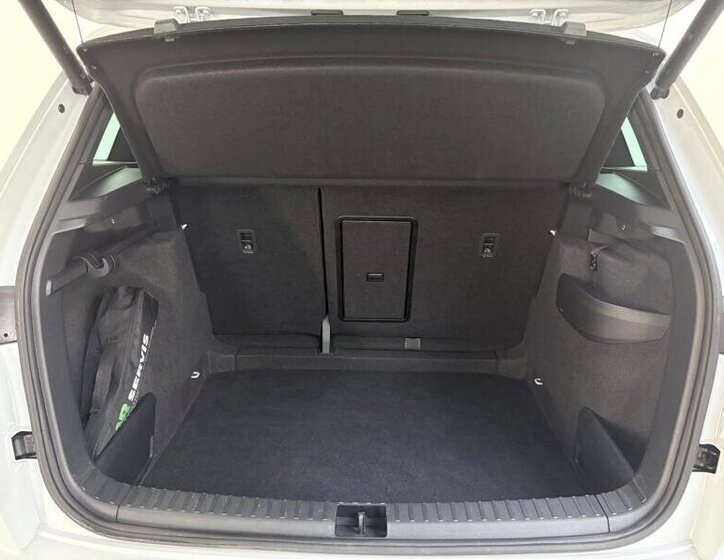 Škoda Karoq SUV 1,5 l 110 kw