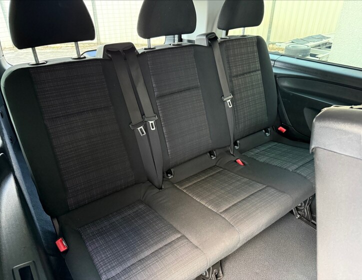 Mercedes-Benz Vito 19